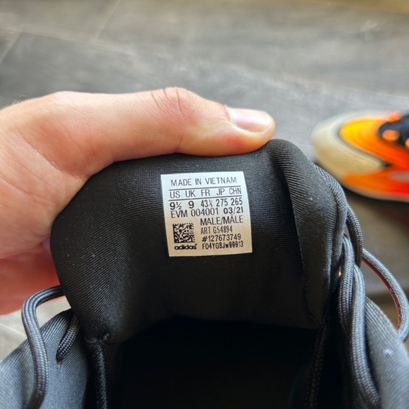 Adidas Ozelia 3 Stripes Yeezy Kanye West Sneakers - Picture 11 of 11